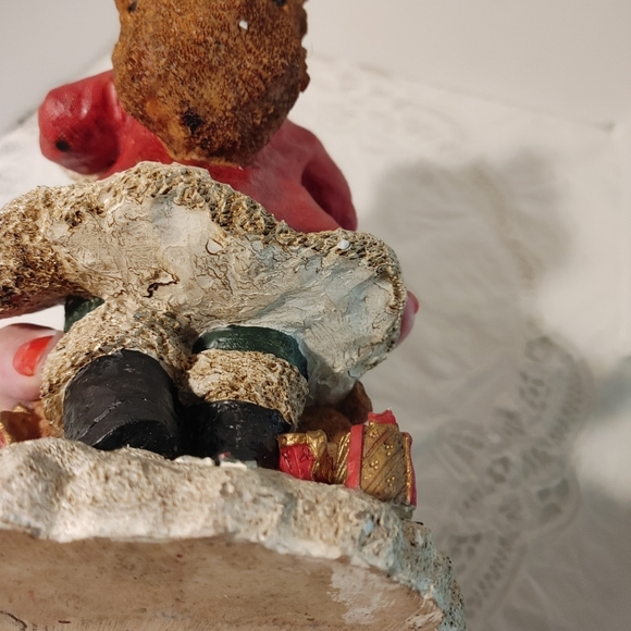 Santa Figurine Sack of Toys Dog at Feet - Picture 15 of 15